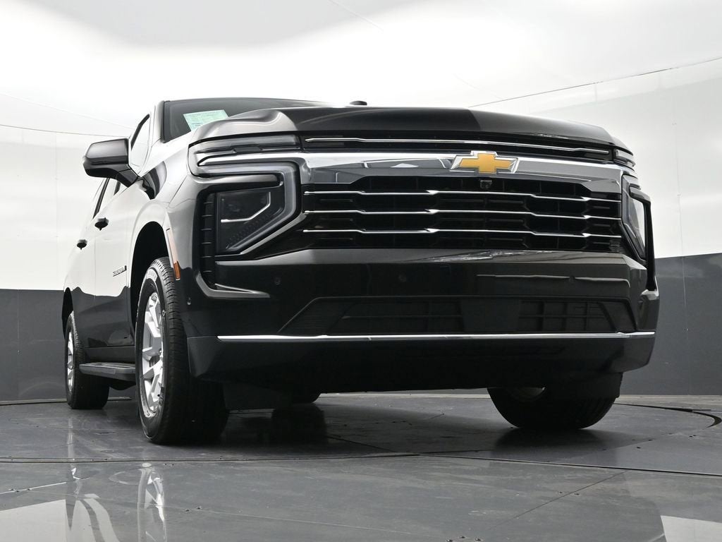 2025 Chevrolet Suburban LT