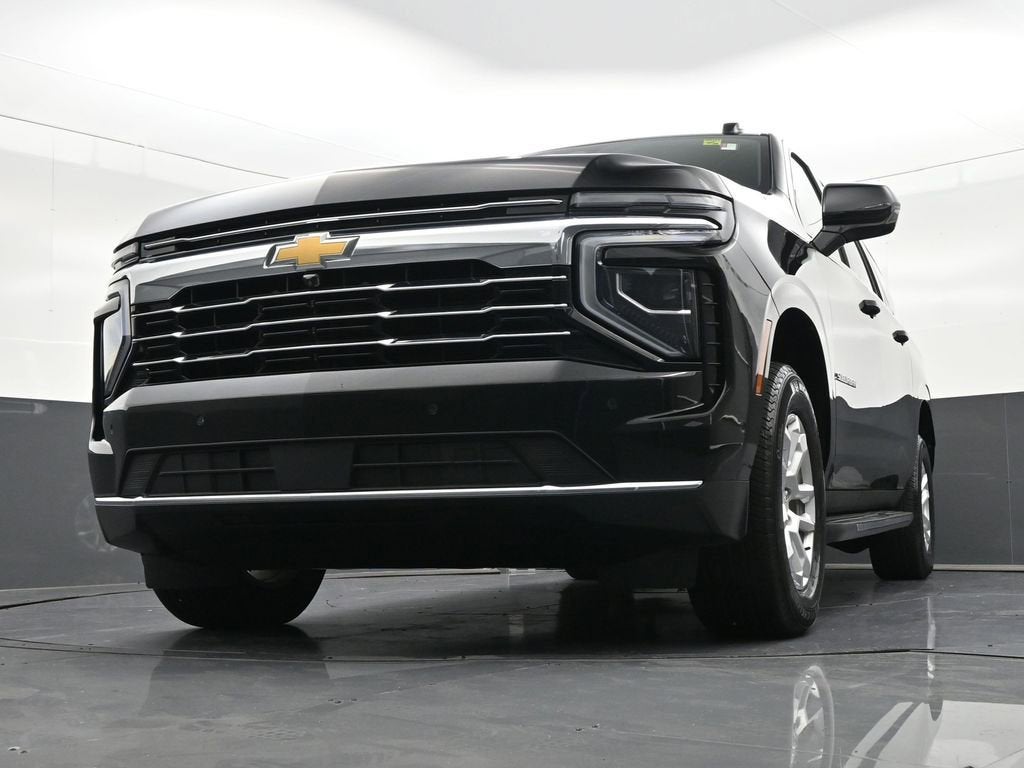 2025 Chevrolet Suburban LT