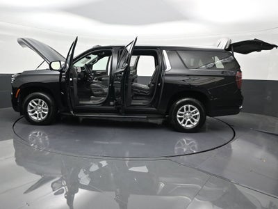 2025 Chevrolet Suburban LT