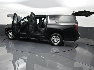 2025 Chevrolet Suburban LT