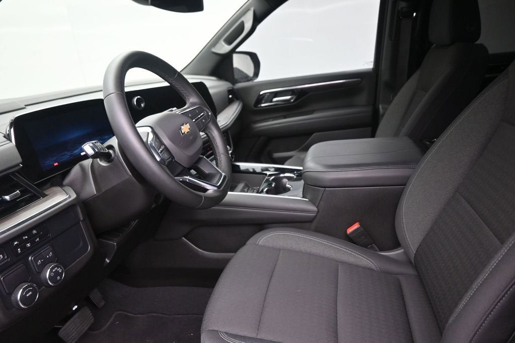 2025 Chevrolet Tahoe LS