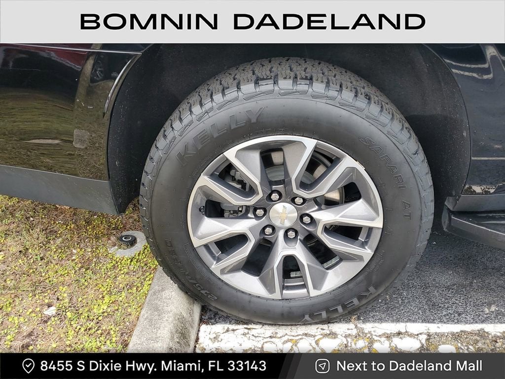 2023 Chevrolet Suburban LS