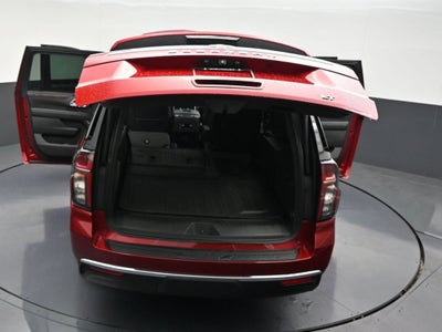 2022 Chevrolet Suburban LT