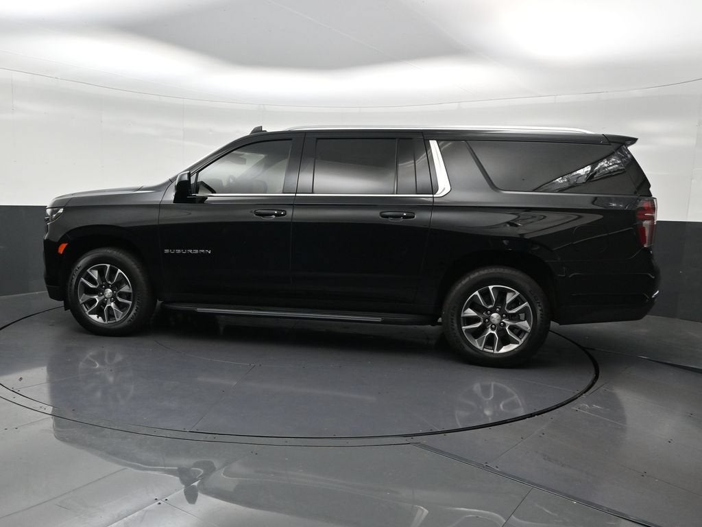 2023 Chevrolet Suburban LT