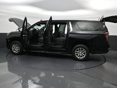 2024 Chevrolet Suburban LT