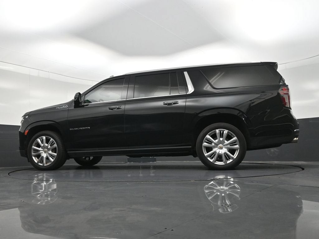 2023 Chevrolet Suburban High Country