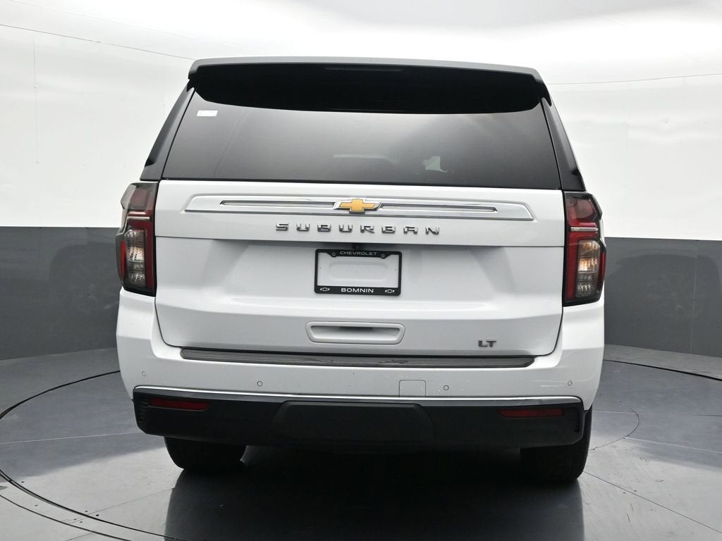 2023 Chevrolet Suburban LT