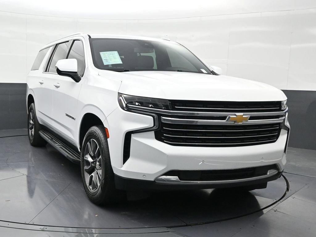 2023 Chevrolet Suburban LT