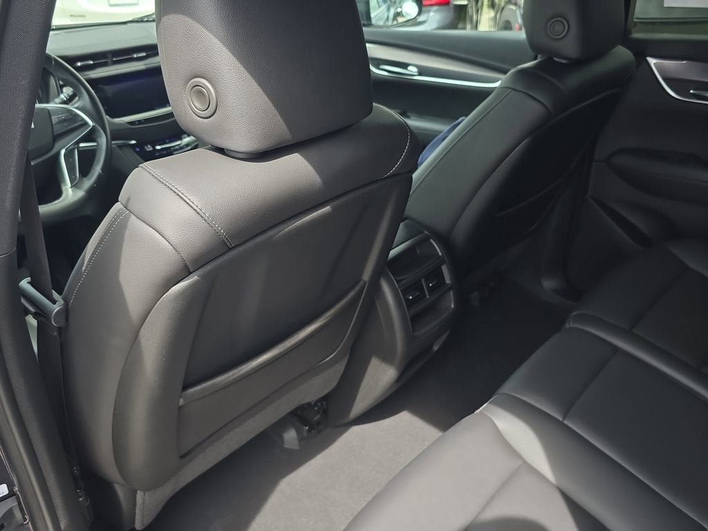 2022 Cadillac XT5 Luxury