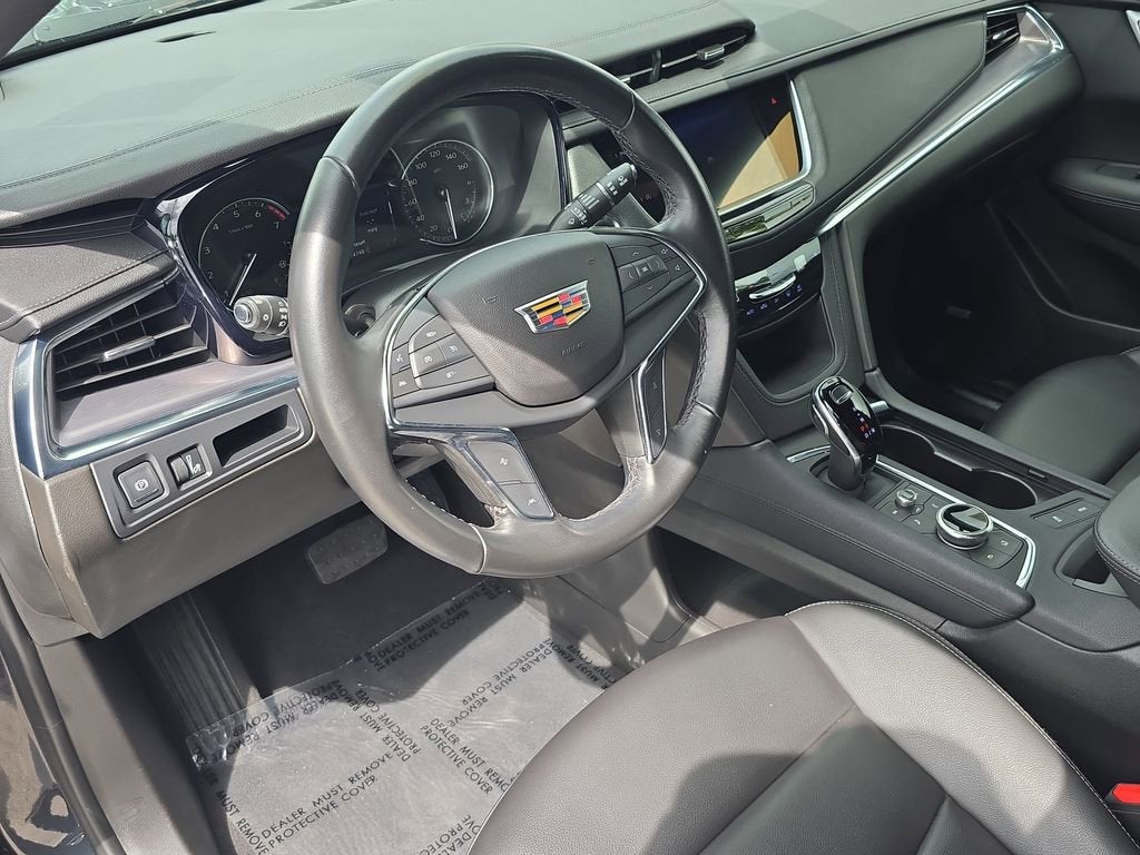 2022 Cadillac XT5 Luxury