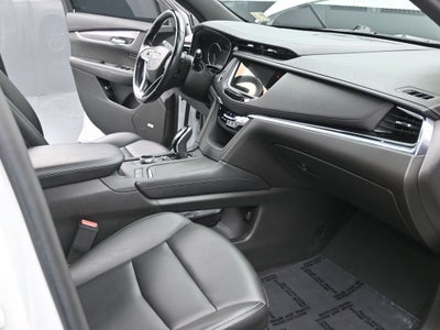 2022 Cadillac XT6 Luxury