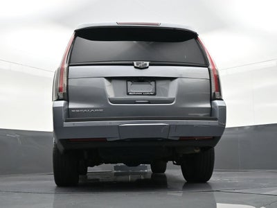 2020 Cadillac Escalade Luxury