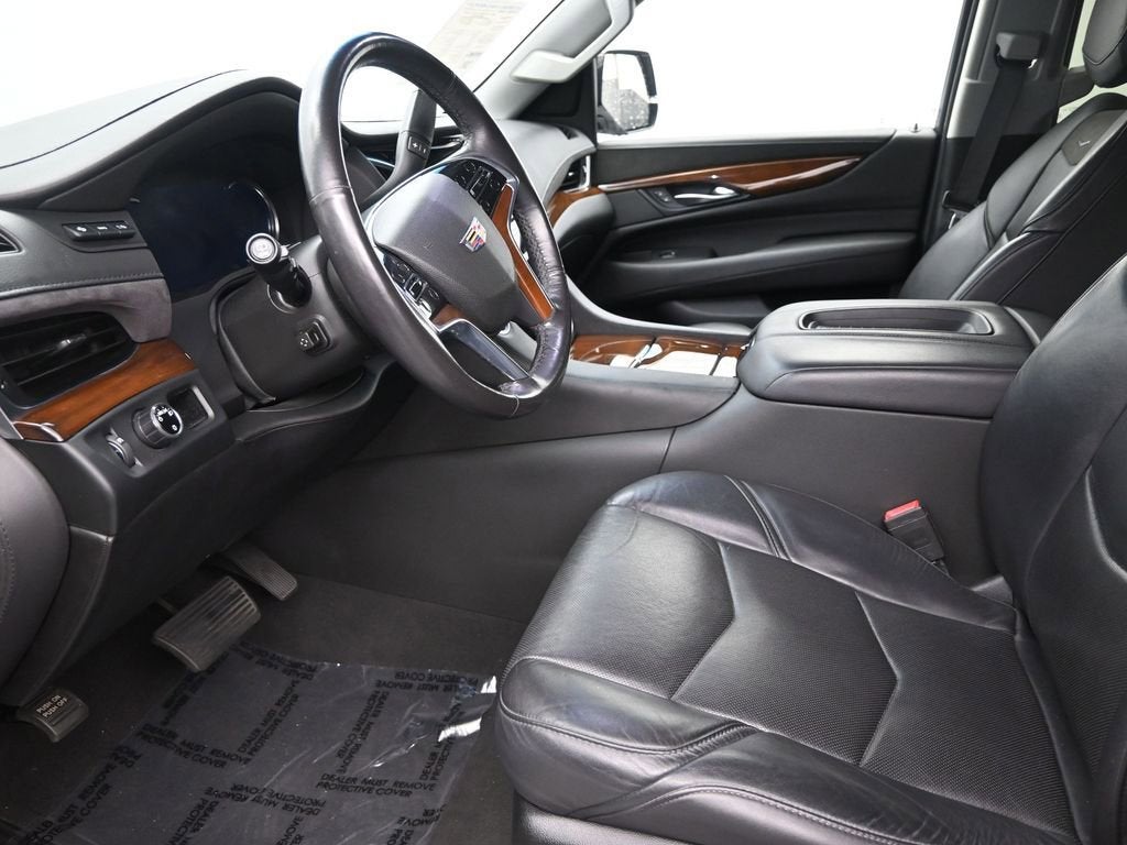 2019 Cadillac Escalade Luxury