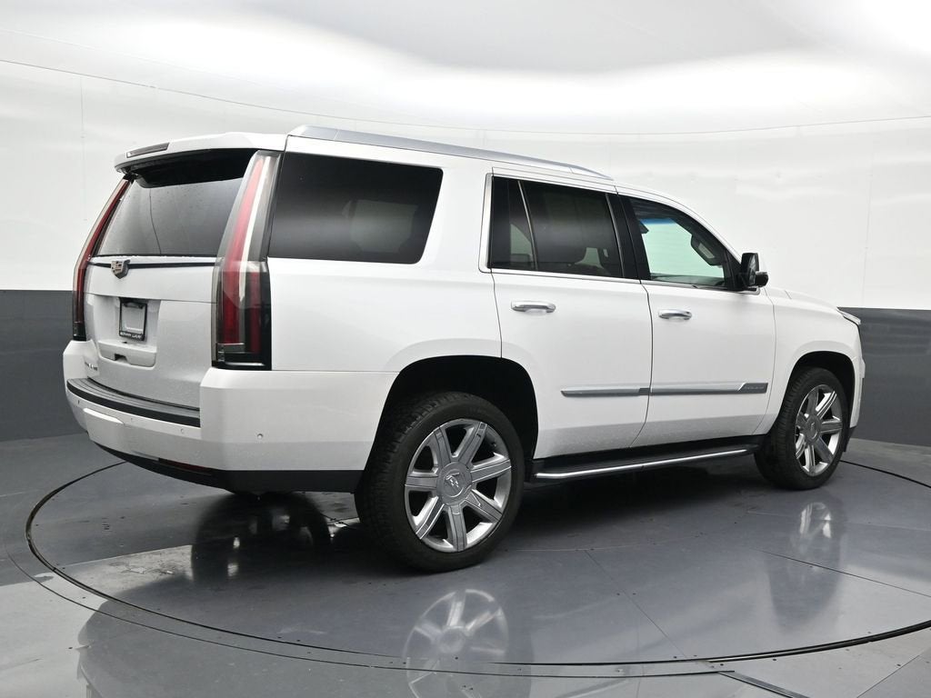 2019 Cadillac Escalade Luxury