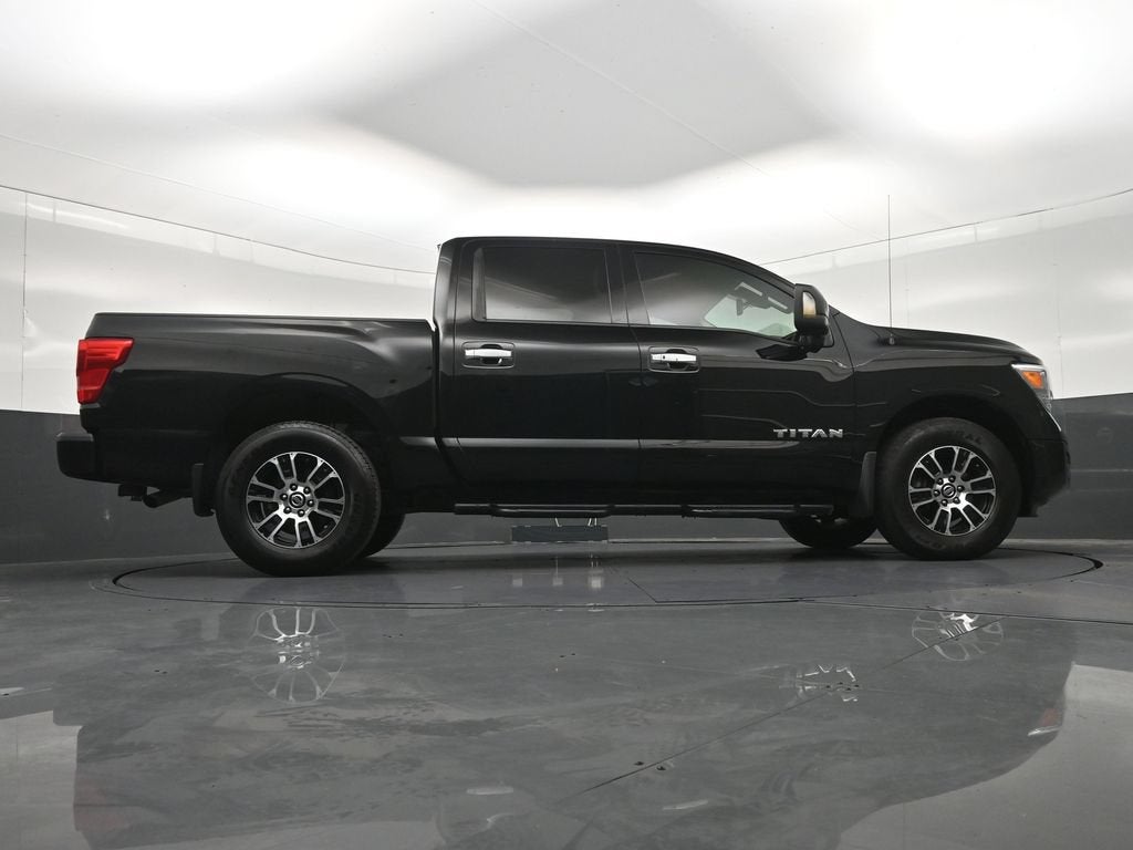2021 Nissan Titan SV