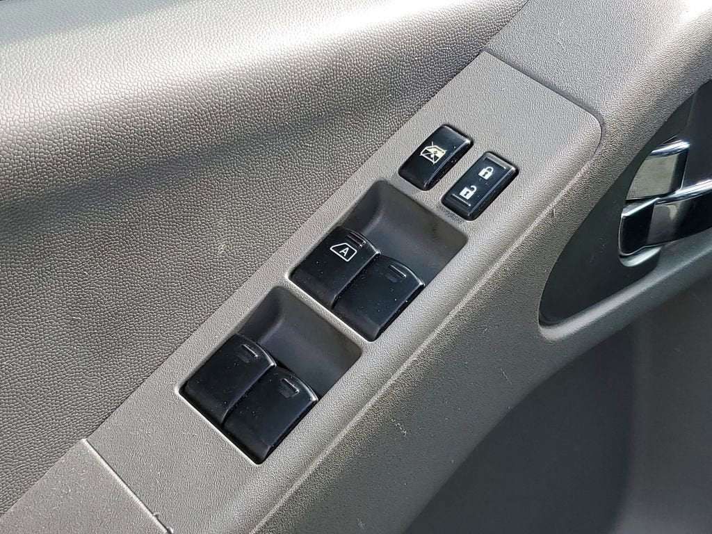 2021 Nissan Frontier SV