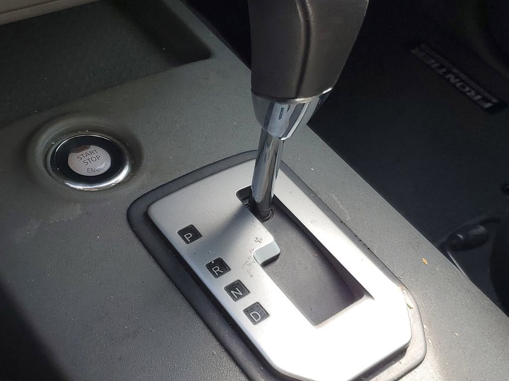 2021 Nissan Frontier SV