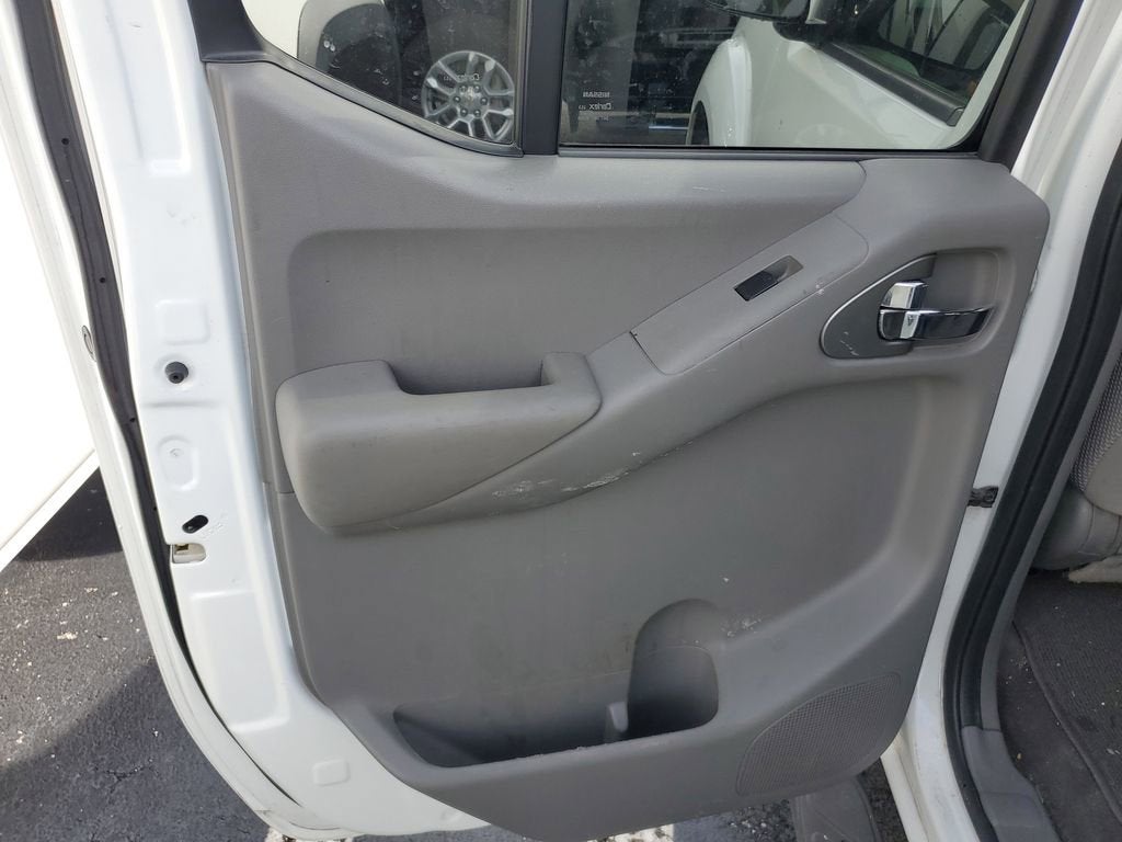 2021 Nissan Frontier SV