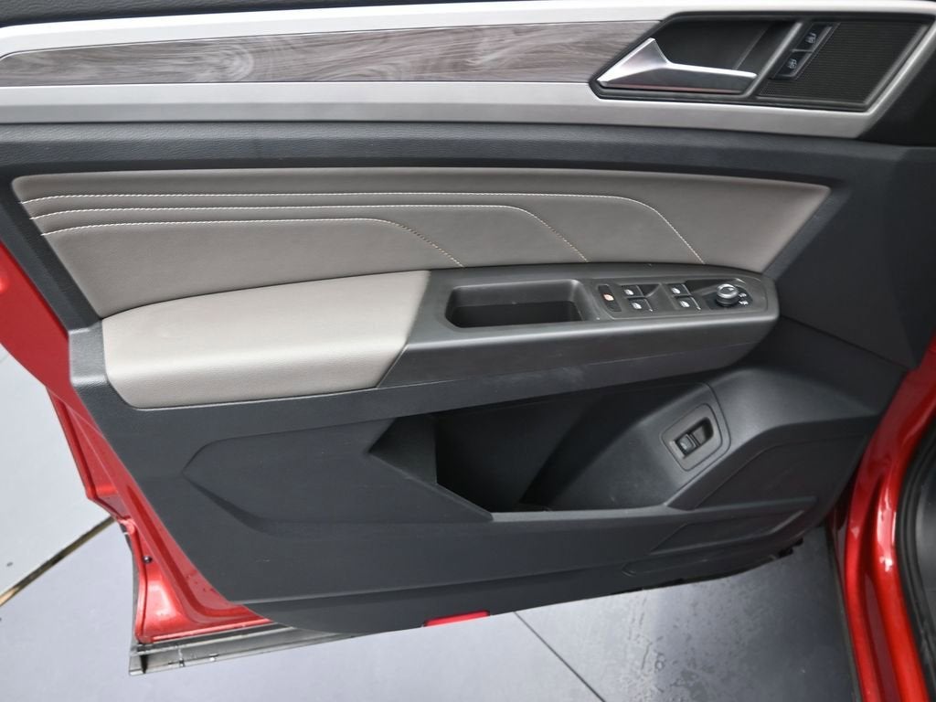 2022 Volkswagen Atlas Cross Sport 3.6L V6 SE w/Technology