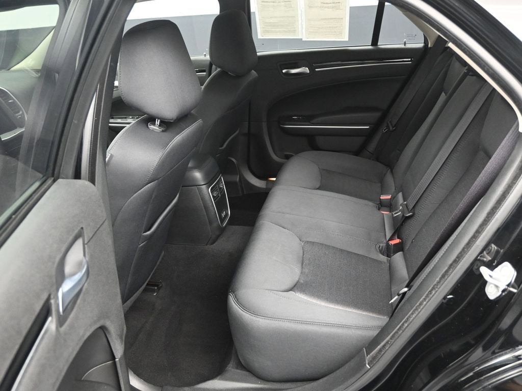 2023 Chrysler 300 Touring