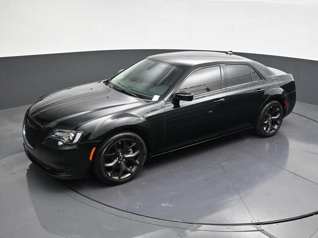 2023 Chrysler 300 Touring