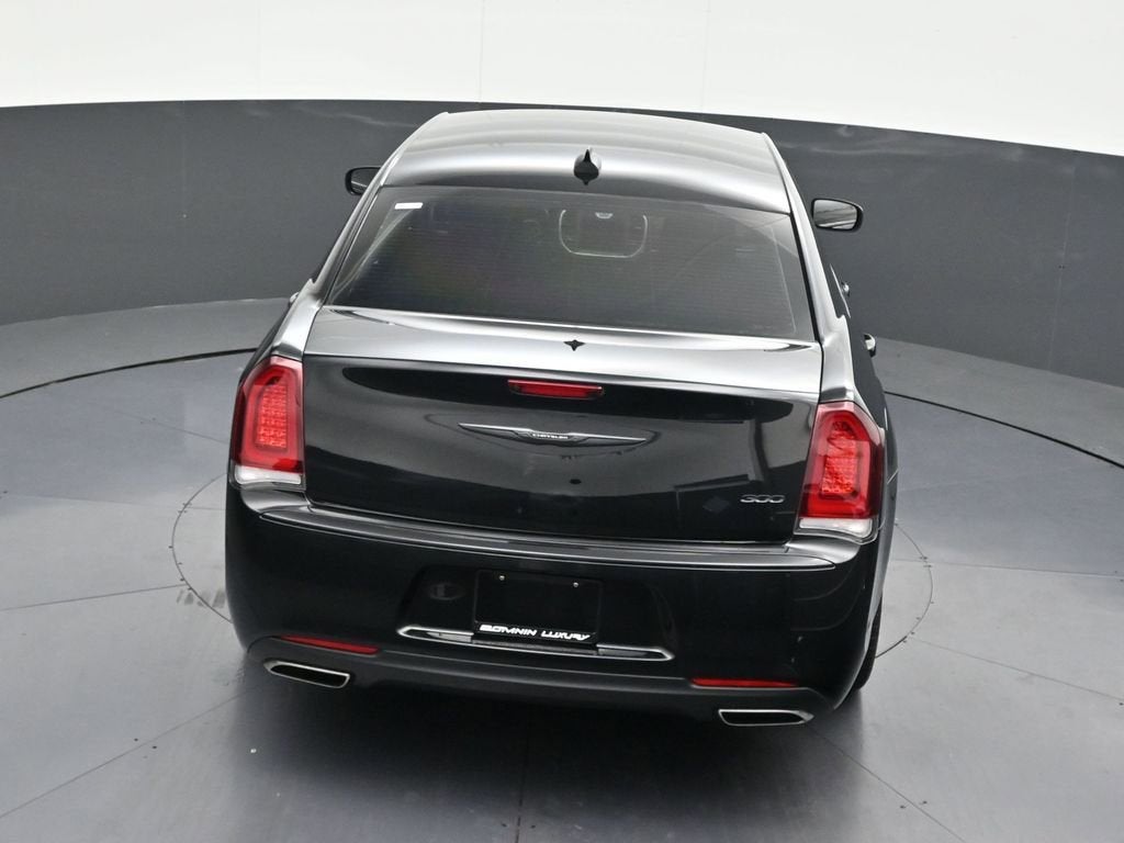 2023 Chrysler 300 Touring