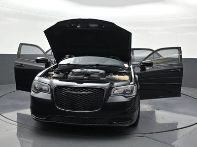 2023 Chrysler 300 Touring