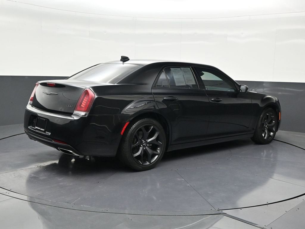 2023 Chrysler 300 Touring