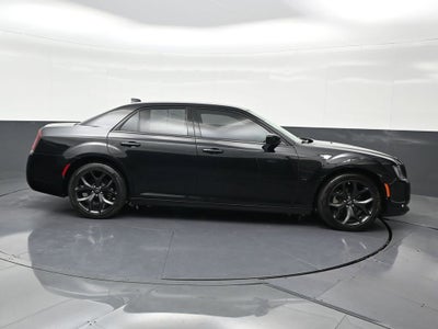 2023 Chrysler 300 Touring