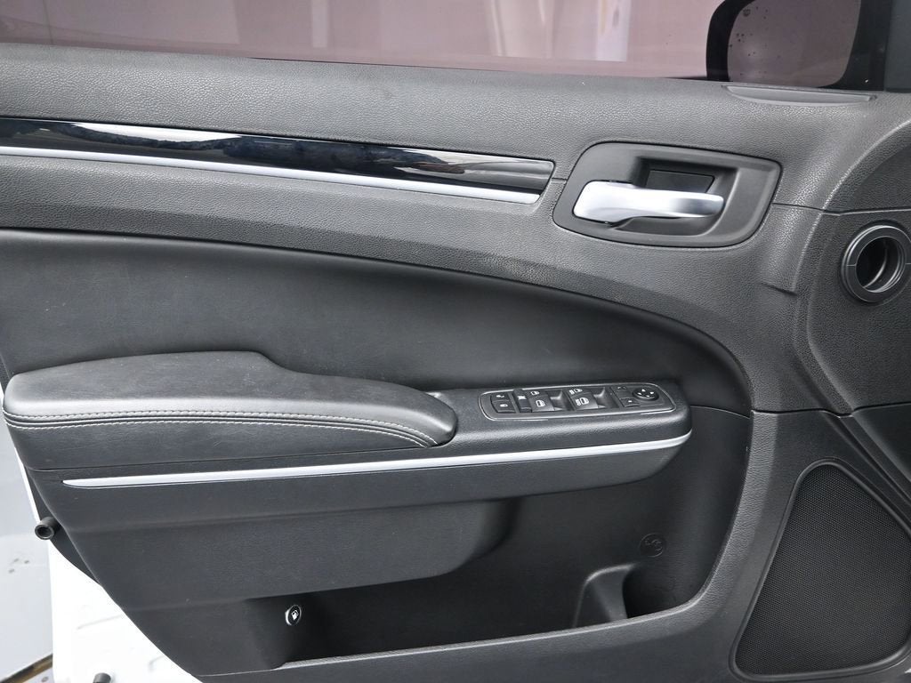 2020 Chrysler 300 300S