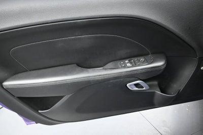 2016 Dodge Challenger SXT Plus