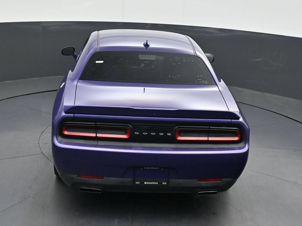 2016 Dodge Challenger SXT Plus