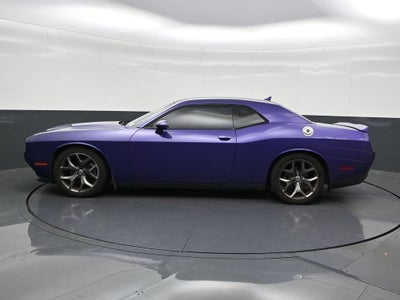 2016 Dodge Challenger SXT Plus
