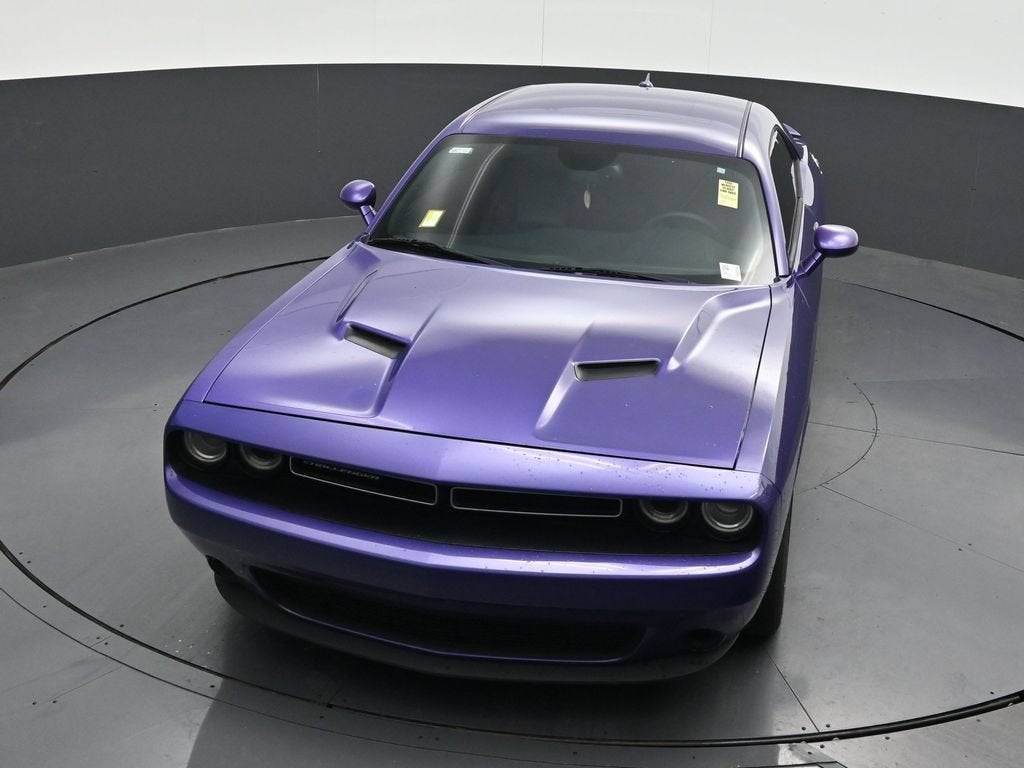 2016 Dodge Challenger SXT Plus