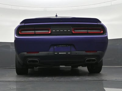 2016 Dodge Challenger SXT Plus