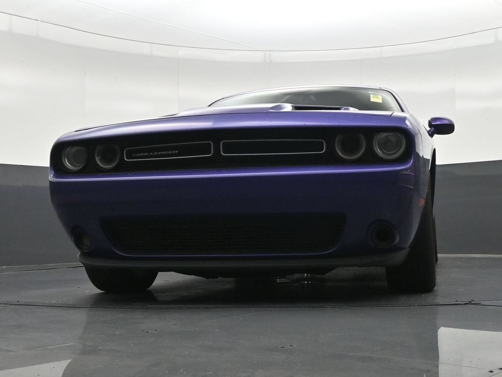 2016 Dodge Challenger SXT Plus