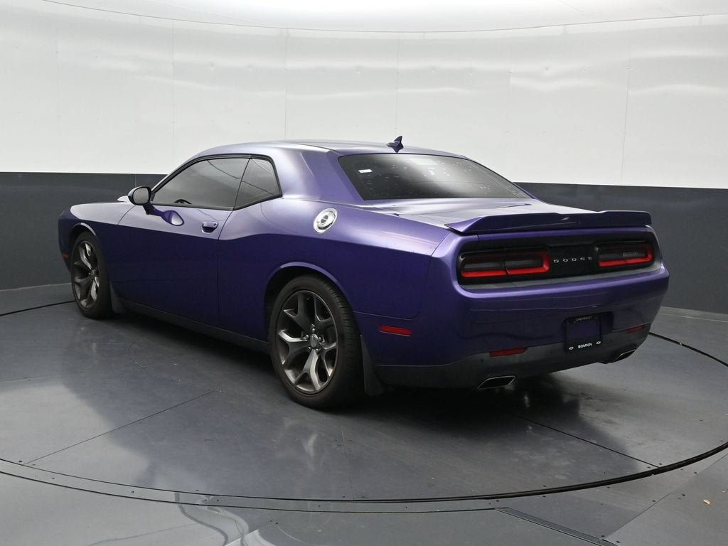 2016 Dodge Challenger SXT Plus