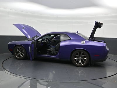 2016 Dodge Challenger SXT Plus
