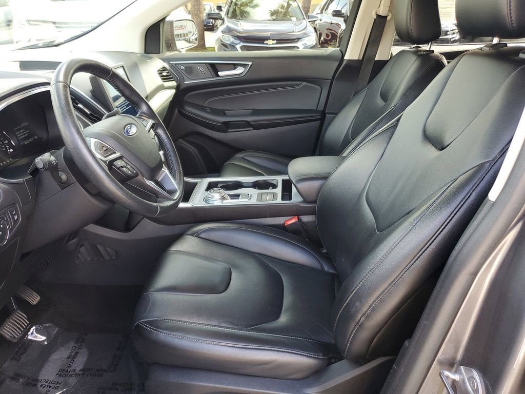 2021 Ford Edge Titanium