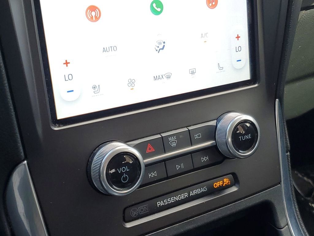 2021 Ford Edge Titanium