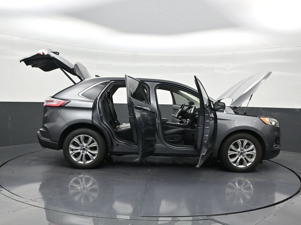 2021 Ford Edge Titanium