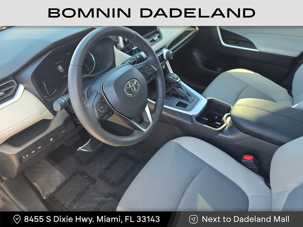 2023 Toyota RAV4 XLE Premium