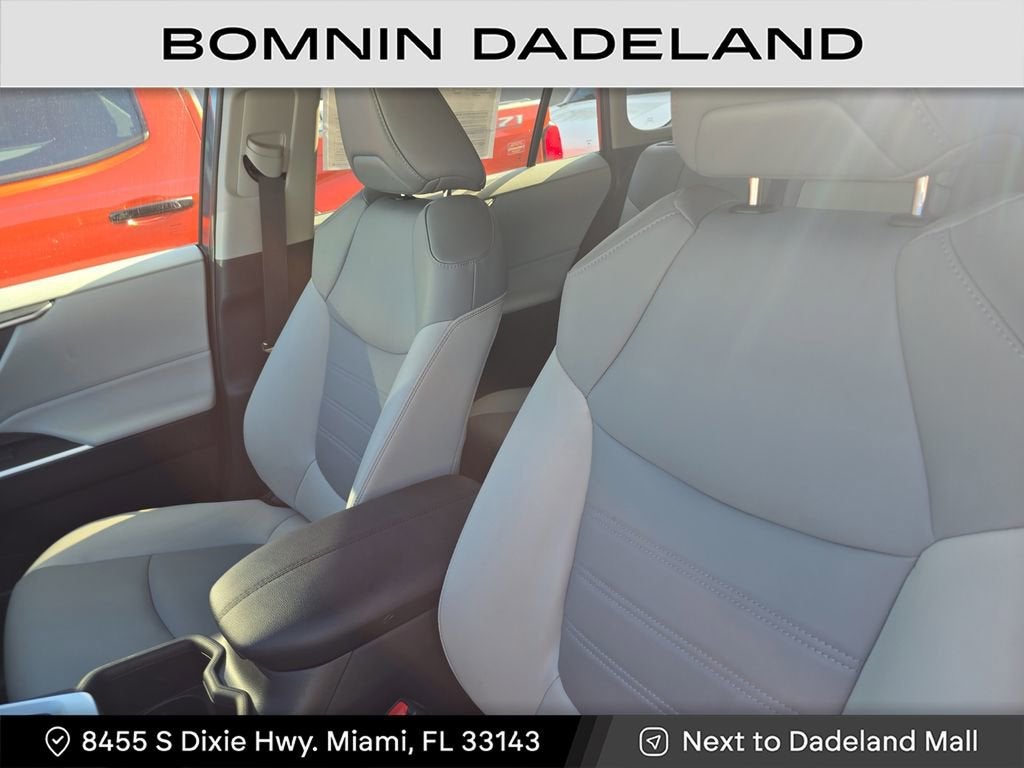 2023 Toyota RAV4 XLE Premium