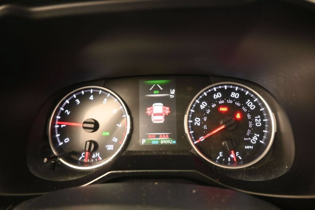 2020 Toyota RAV4 LE