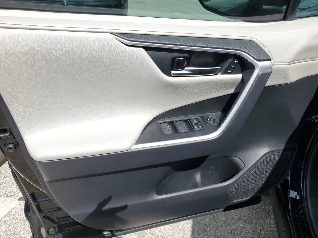 2022 Toyota RAV4 Limited