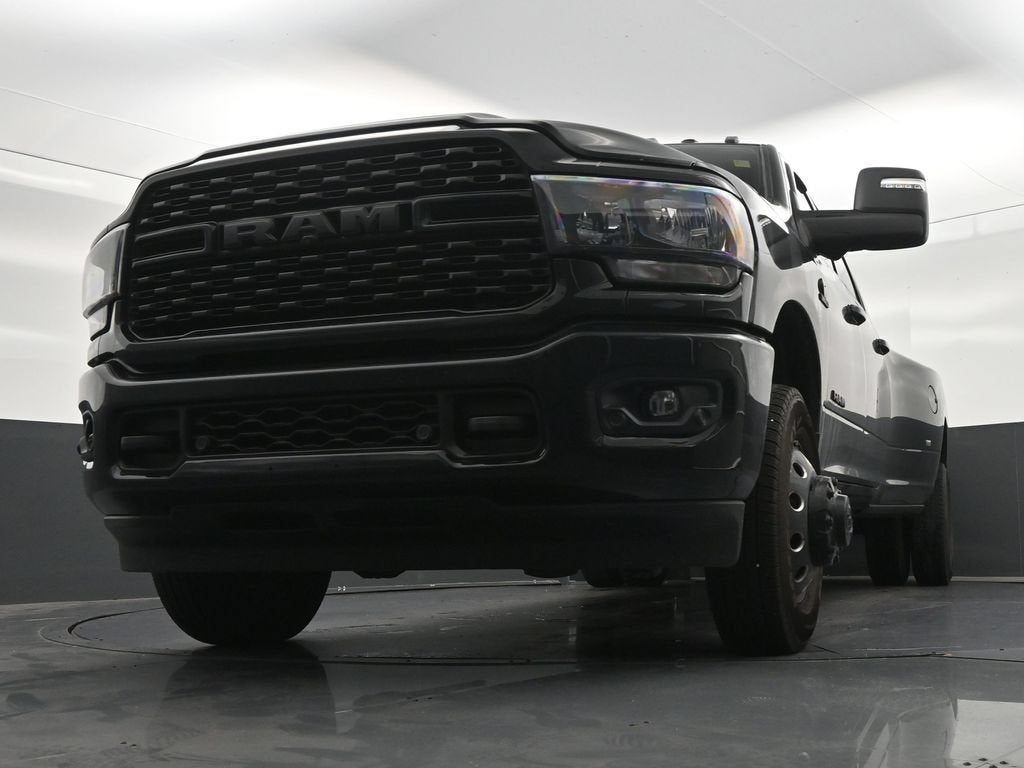 2024 RAM 3500 Big Horn Crew Cab 4x4 8' Box