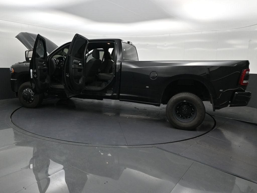 2024 RAM 3500 Big Horn Crew Cab 4x4 8' Box