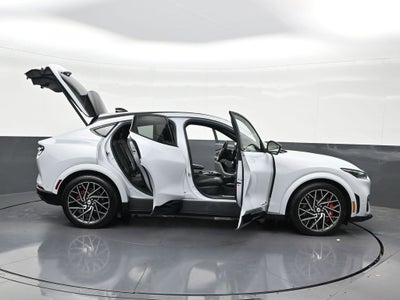 2022 Ford Mustang Mach-E GT