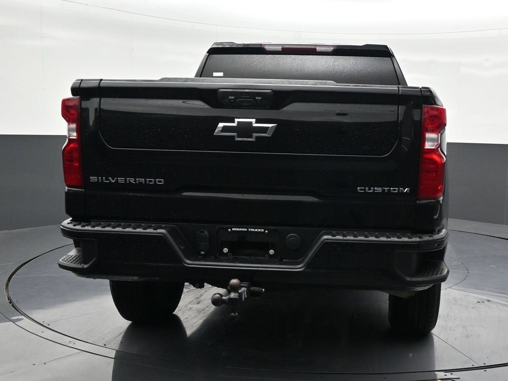 2022 Chevrolet Silverado 1500 Custom Trail Boss