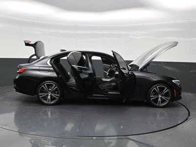 2021 BMW 3 Series 330i